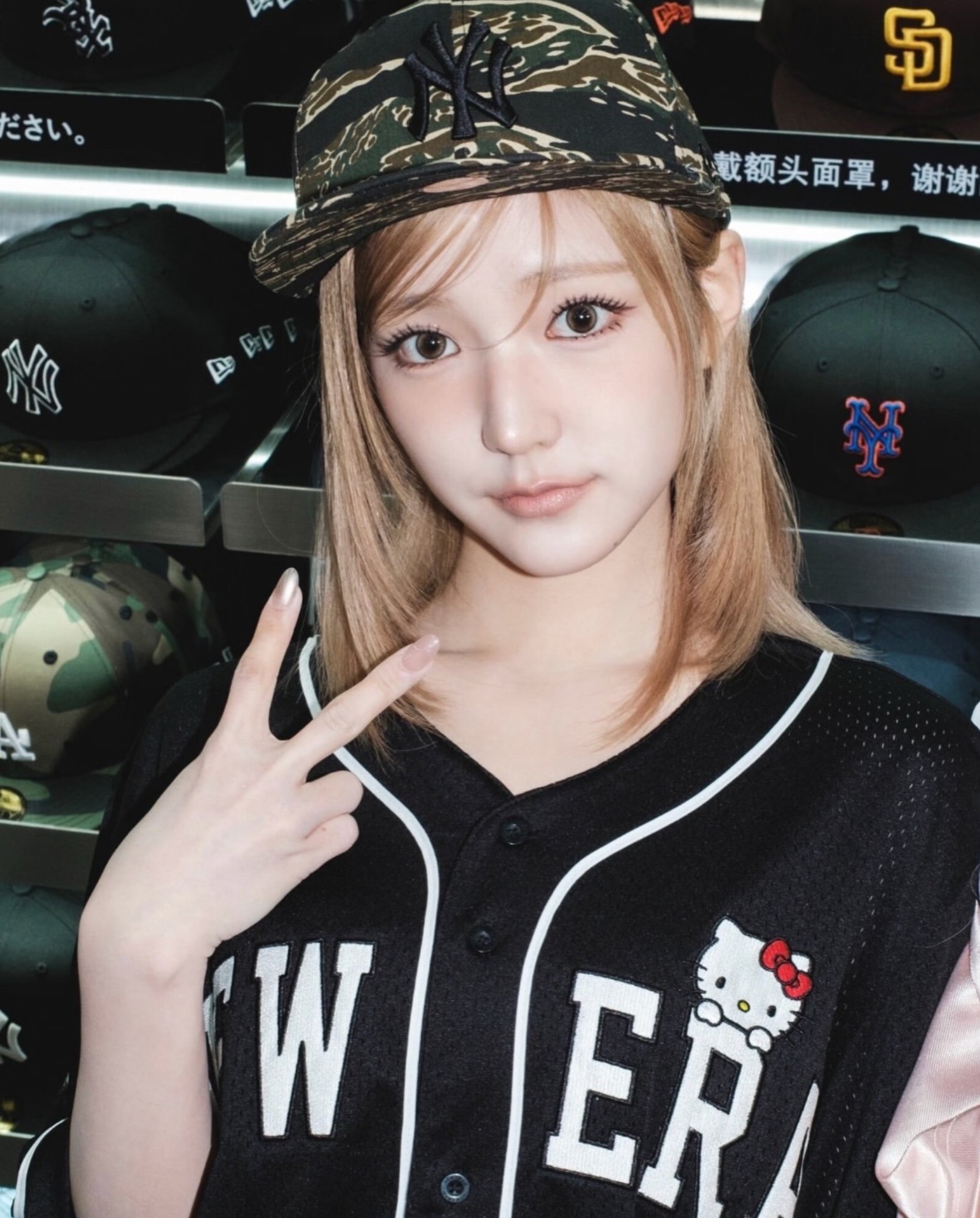 #現貨 🇰🇷韓國 Sanrio × New Era  Hello Kitty 棒球球衣 網眼T