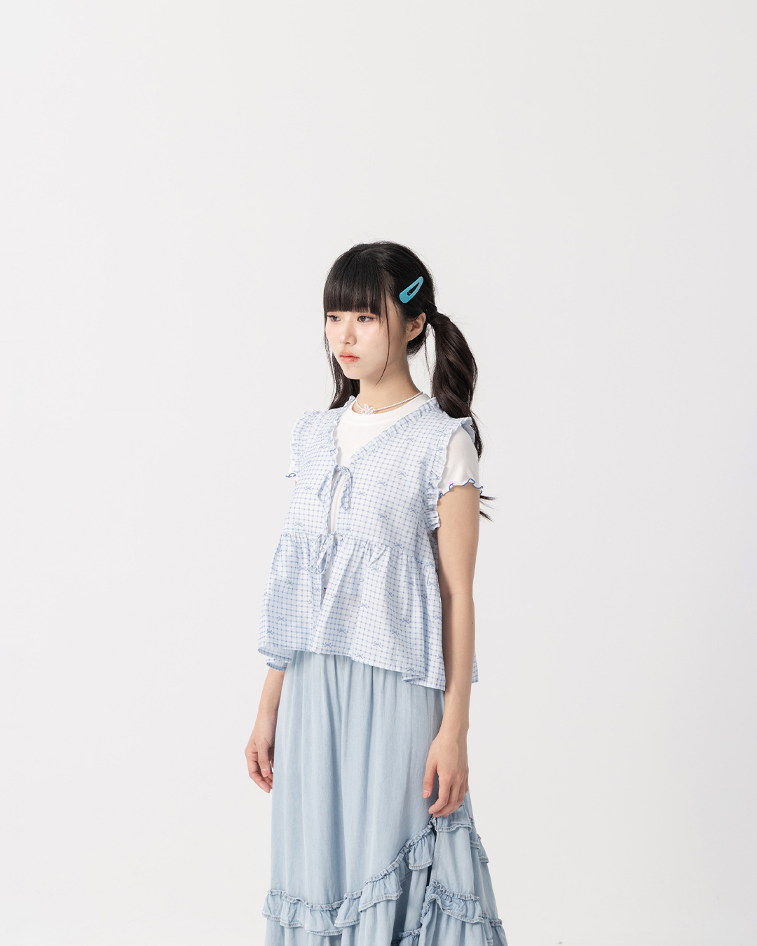 Checkered ruffled design tie-up blouse vest, available in three colors【01099777】in stock+pre-order