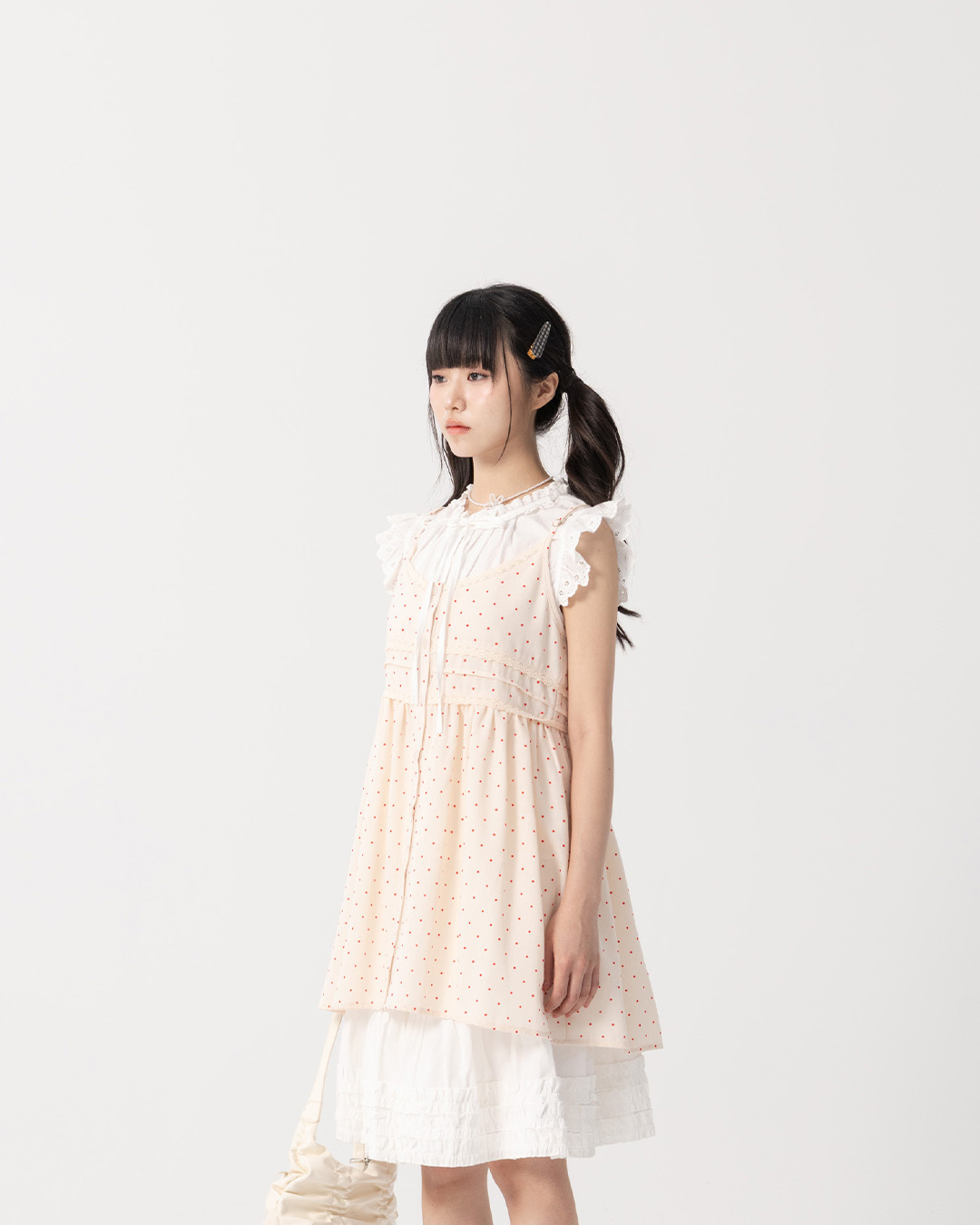 Flocked polka dot lace trim design thin-shouldered cover-up vest, available in three colors【01099842】in stock+pre-order
