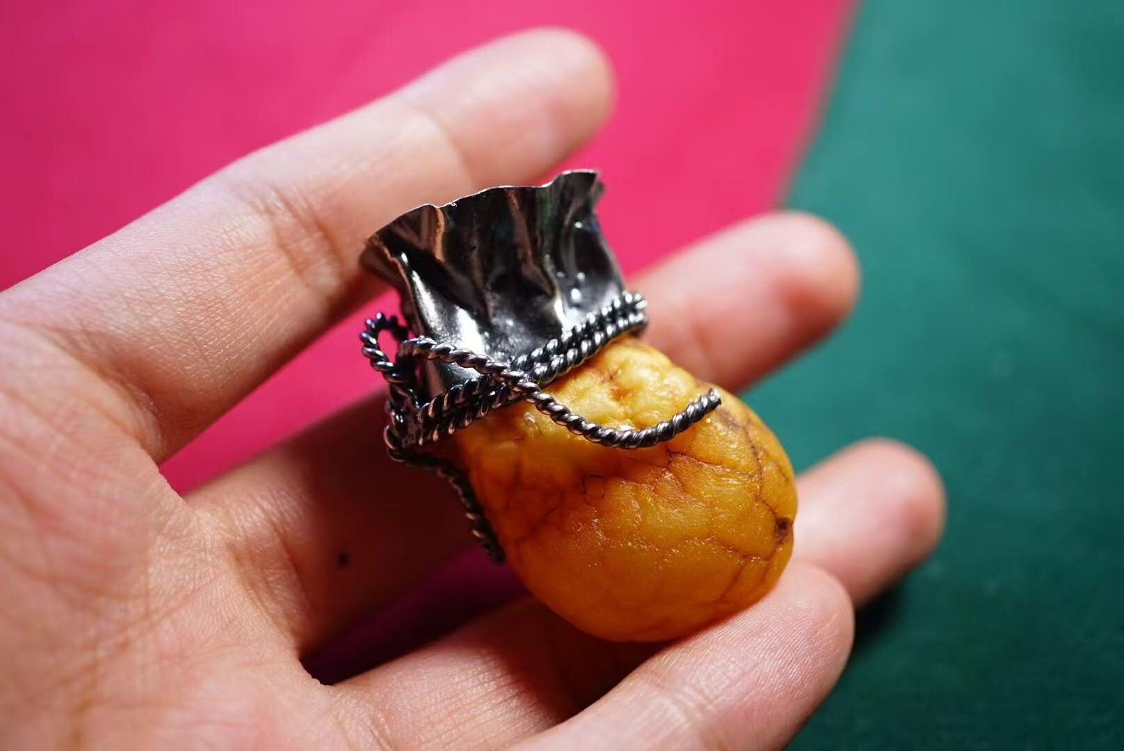 0810BA18-BALTICAMBER-RING-海漂籽料 大錢袋子吊墜頸鏈15g [純銀鑲嵌 尺寸27x45x15] (A18)