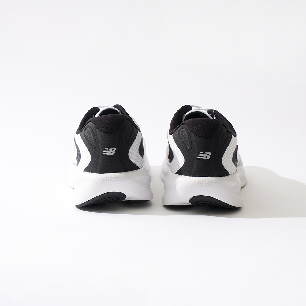 New Balance 680 V9 Fresh Foam 男鞋 白黑色 運動 2E楦 跑鞋 慢跑鞋 M68068Q