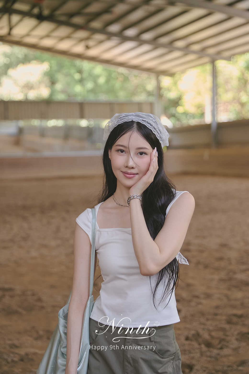 目光鎖定方領TEE-4色