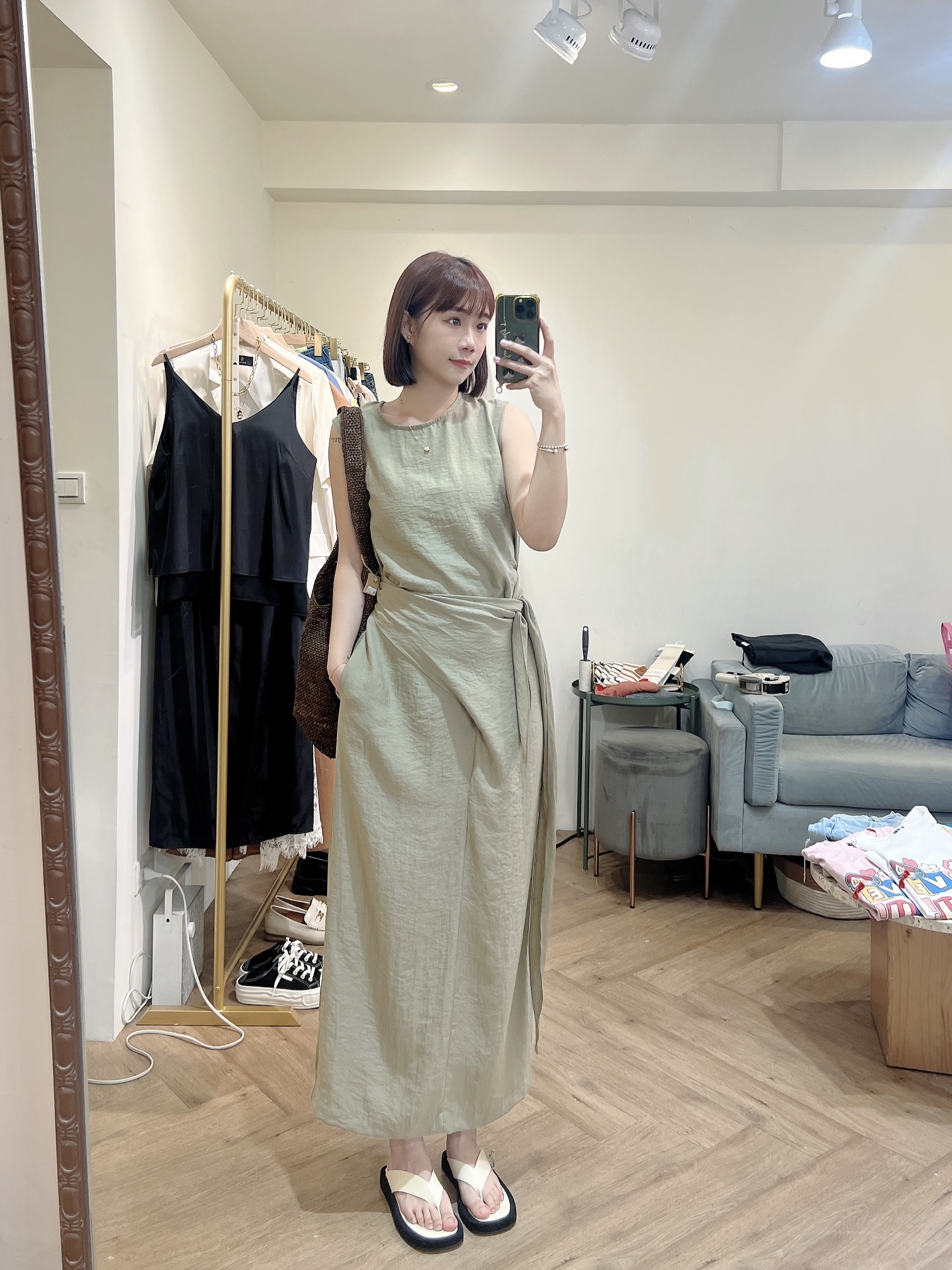 綁帶扭結洋裝