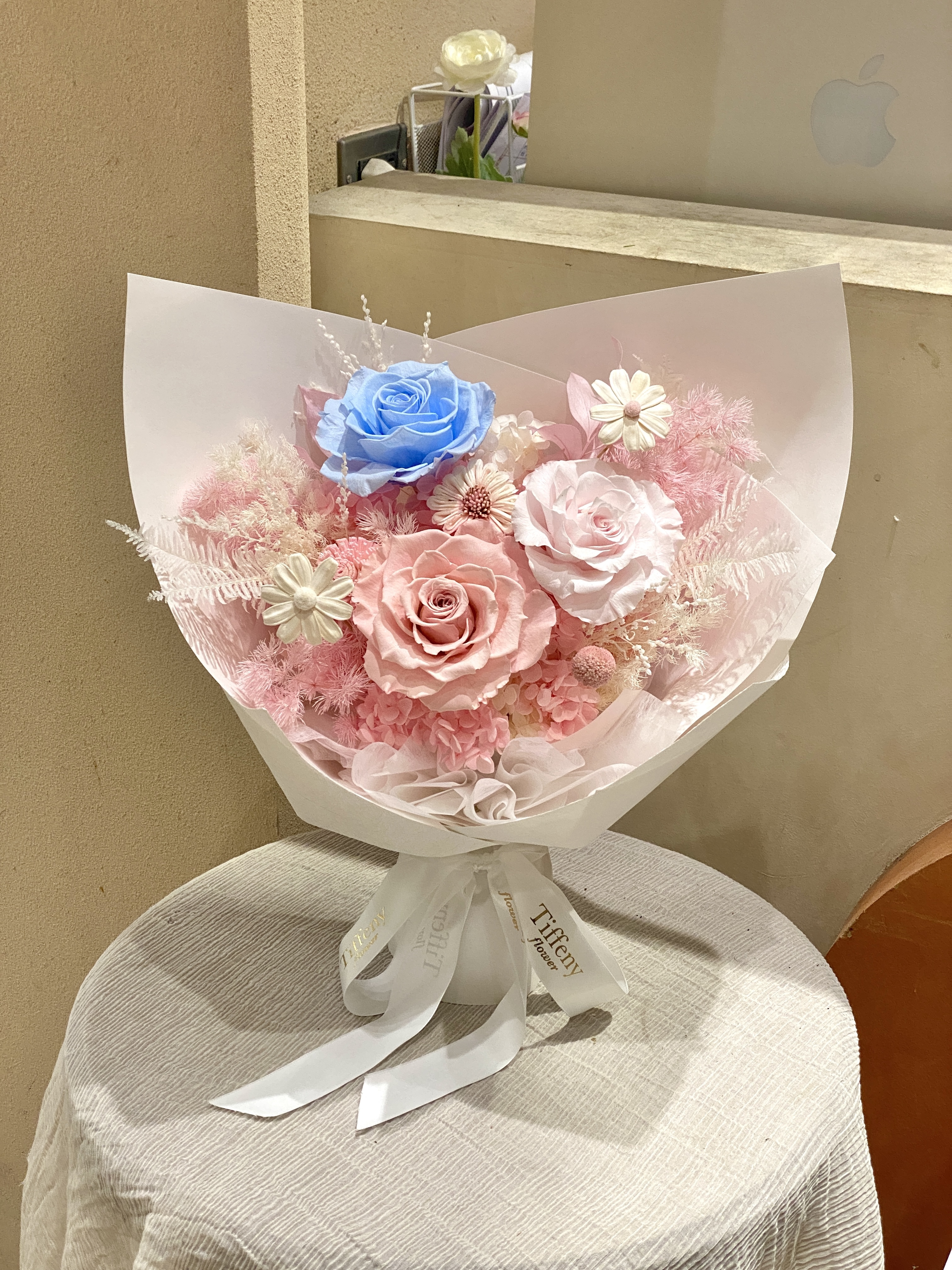 【現貨】粉藍白永生花束