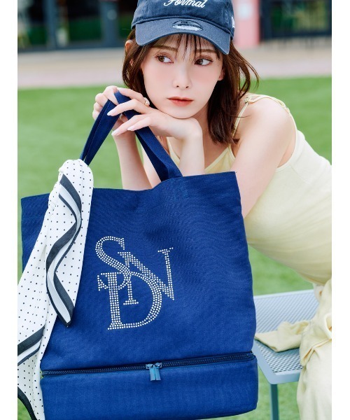 [預購] SNIDEL WEB限定 水鑽LOGO多口袋托特包／附保冷機能