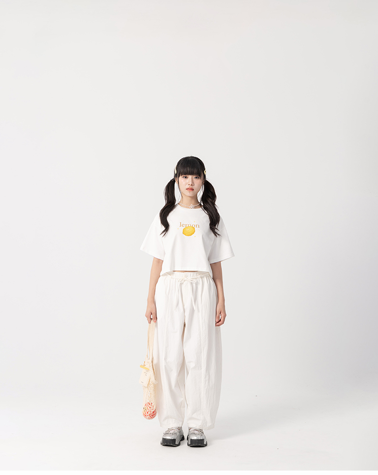 Fruit print short-sleeved top, available in two colors.【01099920】in stock+pre-order