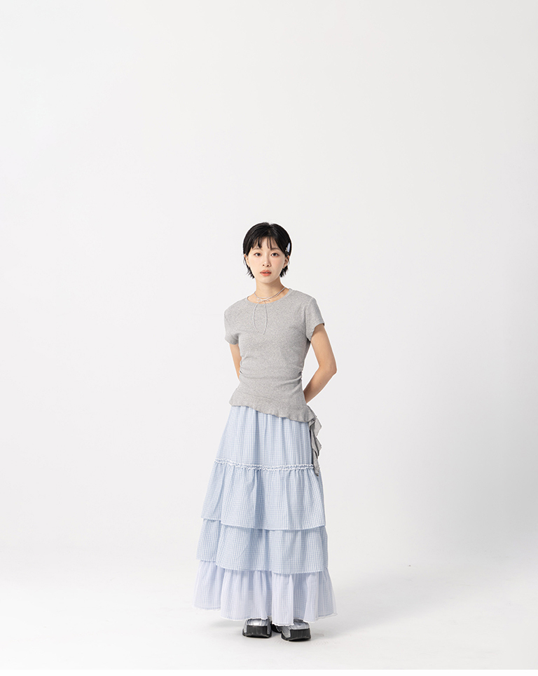 Plaid ruffled sheer patchwork tiered maxi dress, available in two colors.【03021779】in stock+pre-order