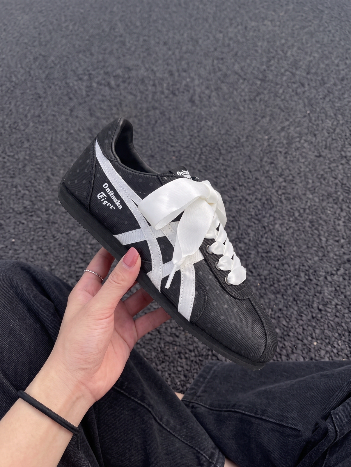 Onitsuka Tiger Runspark 鬼塚虎 波點系列 黑白 緞帶 女鞋 1183C713-001/預購