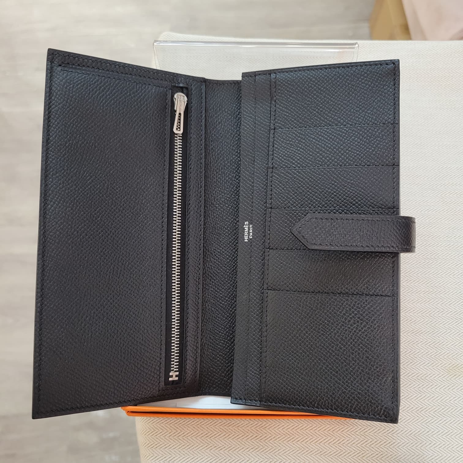 UNUSED HERMES BEARN WALLET NOIR CK EPSOM 長銀包 黑色 銀扣
