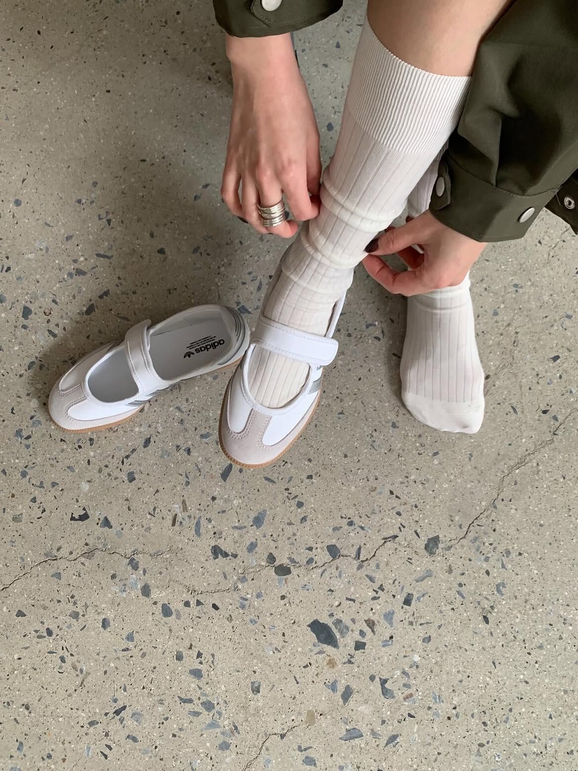 ADIDAS SAMBA JANE 白銀 灰銀 焦糖底 瑪莉珍鞋 涼鞋 女鞋 KJ3785 / 調貨