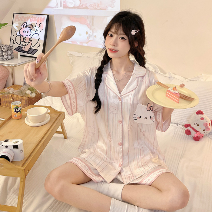 【Hello Kitty】翻領短袖居家睡衣套裝
