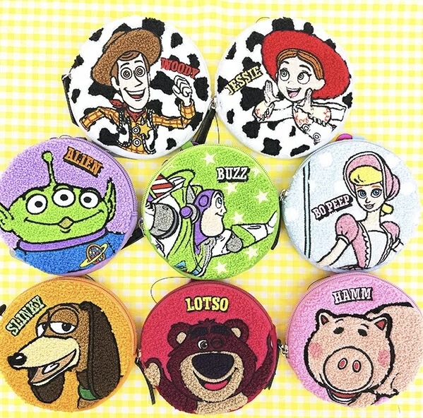 【5折優惠】JP Toystory 毛巾刺繡圓形散子包 快扣 4571 TK260727