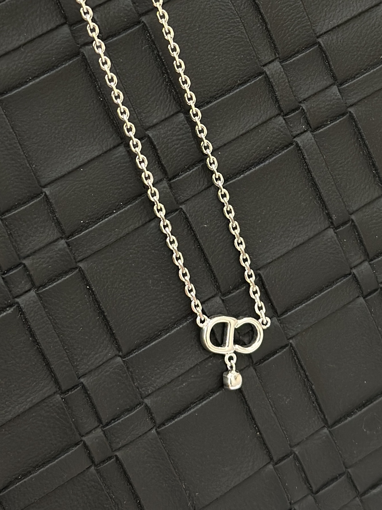 DIOR CD Signature Necklace N3688