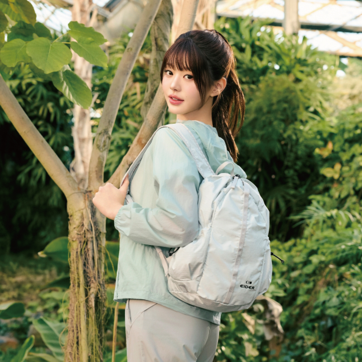 【EIDER】Flo輕量束口後背包 10L/26EDUA26B14-[裸霧粉、淺灰、深海藍]