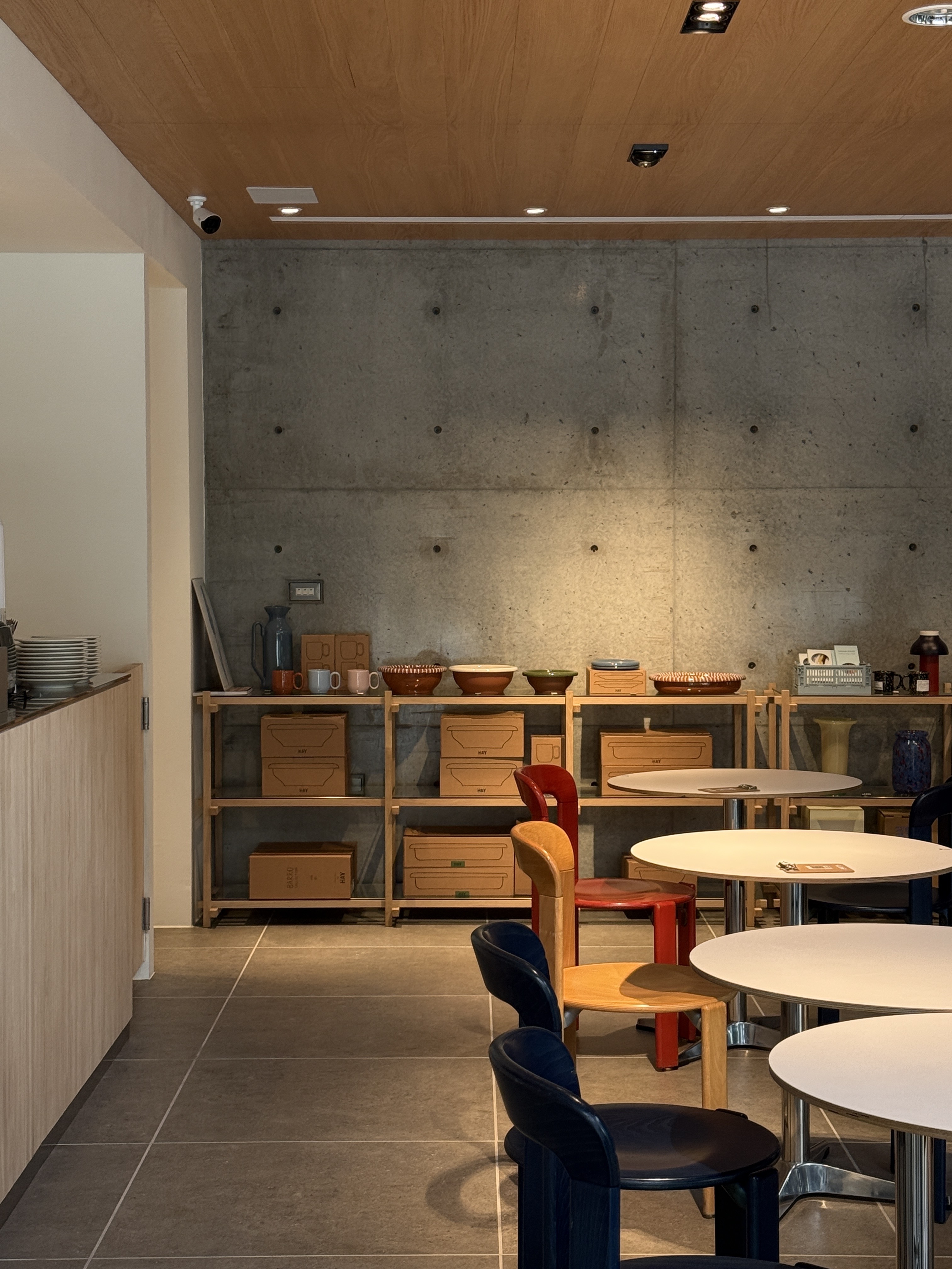 台南NOT BED HAY 展示空間