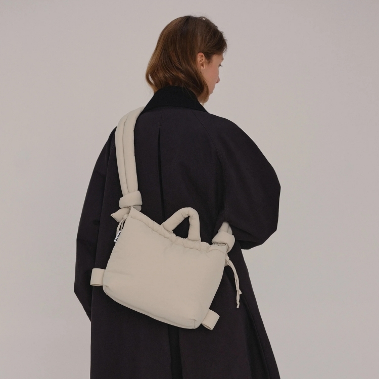 西班牙 OLEND 空氣蓬蓬四用包 小款 Compact ONA SOFT 沙色