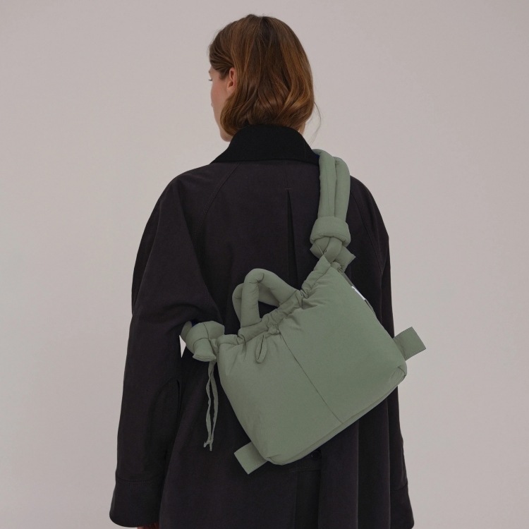 西班牙 OLEND 空氣蓬蓬四用包 小款 Compact ONA SOFT 軍綠