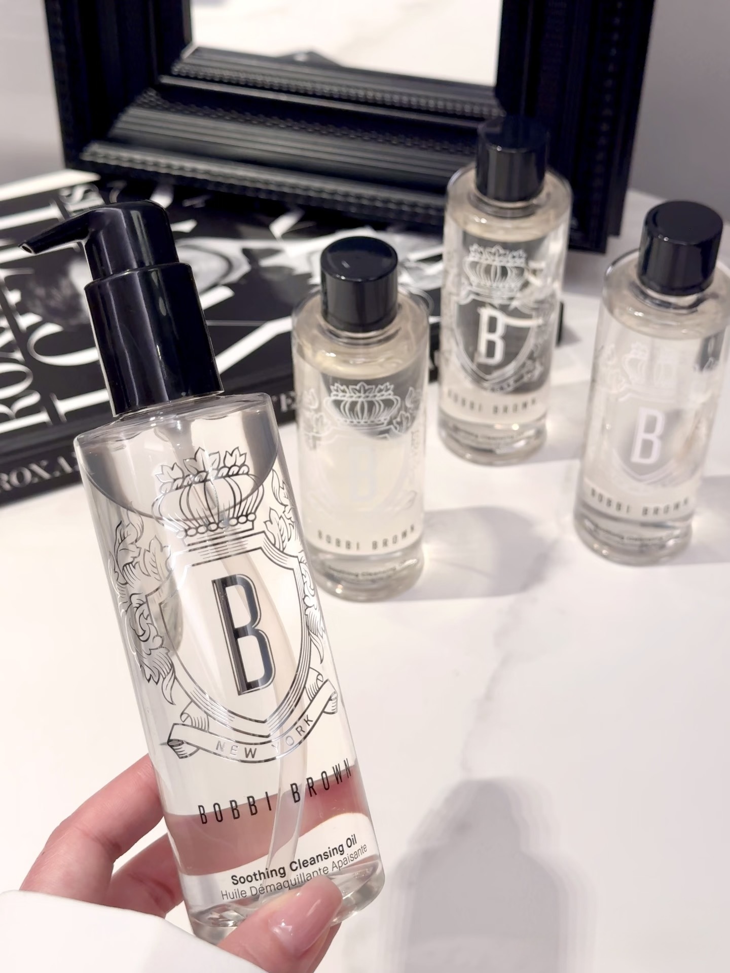 Bobbi Brown Soothing  Cleansing Oil 紓緩卸妝卸妝潔面油200ML/ 400ML