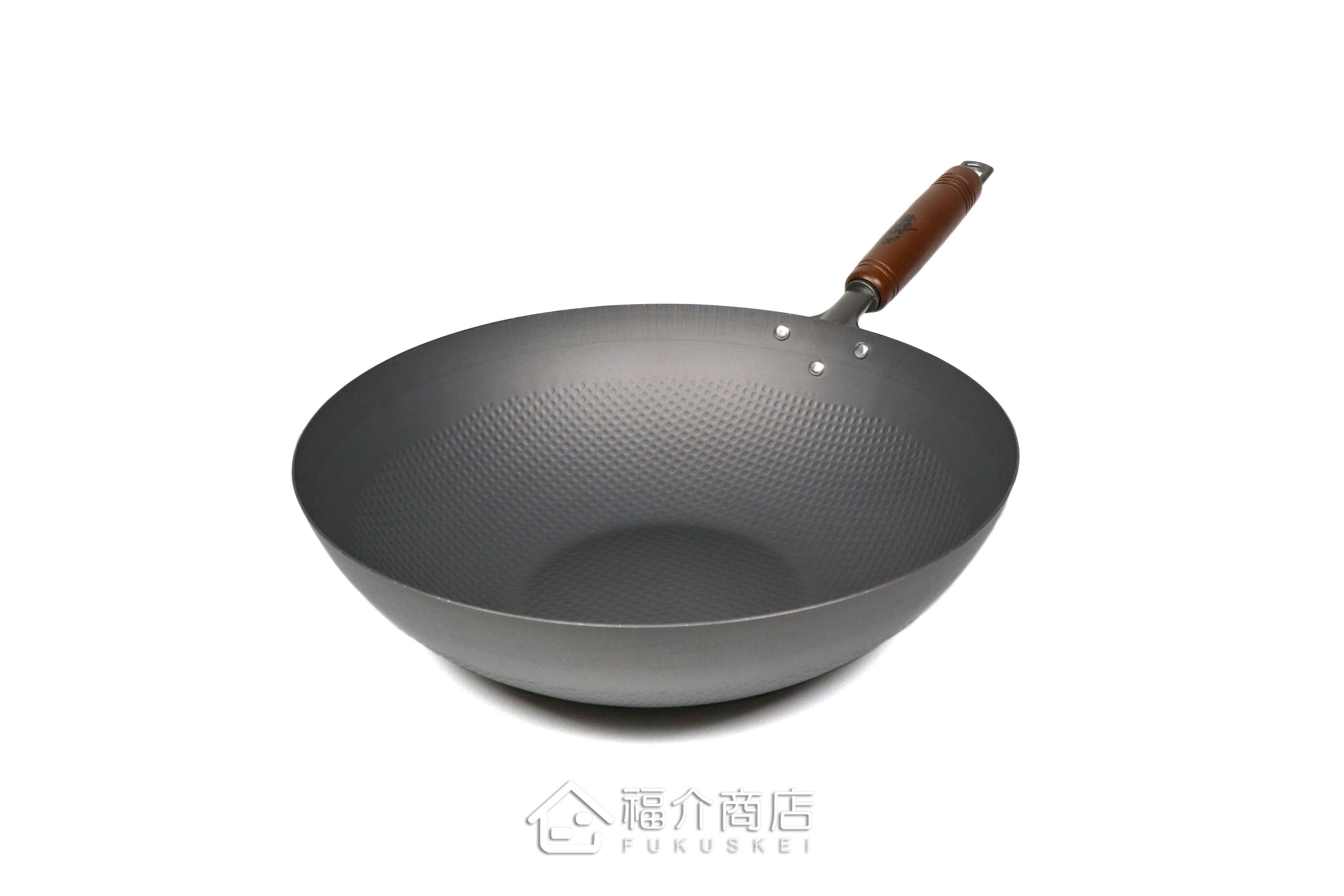 木柄手把的窒化鐵炒鍋