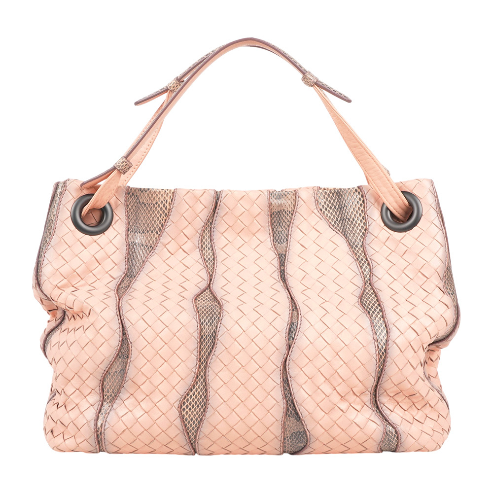 【Bottega Veneta】限量小羊皮及水蛇皮編織雙把肩背包(粉膚色)