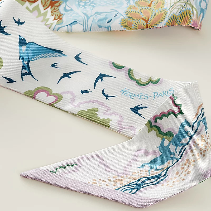 HERMES Rewilding Nature twilly Blanc / Mauve / Vert