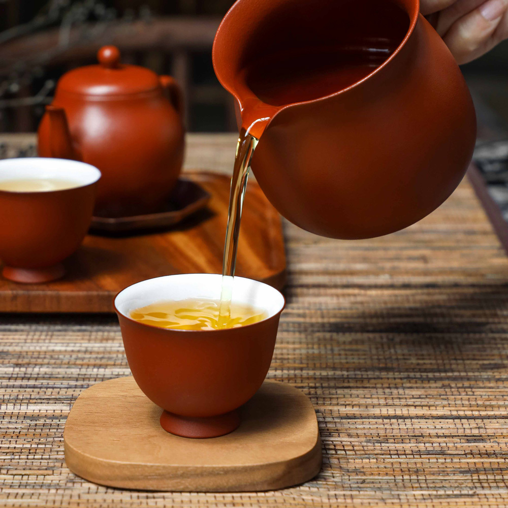 宜龍EILONG® 朱泥陶壺特寫