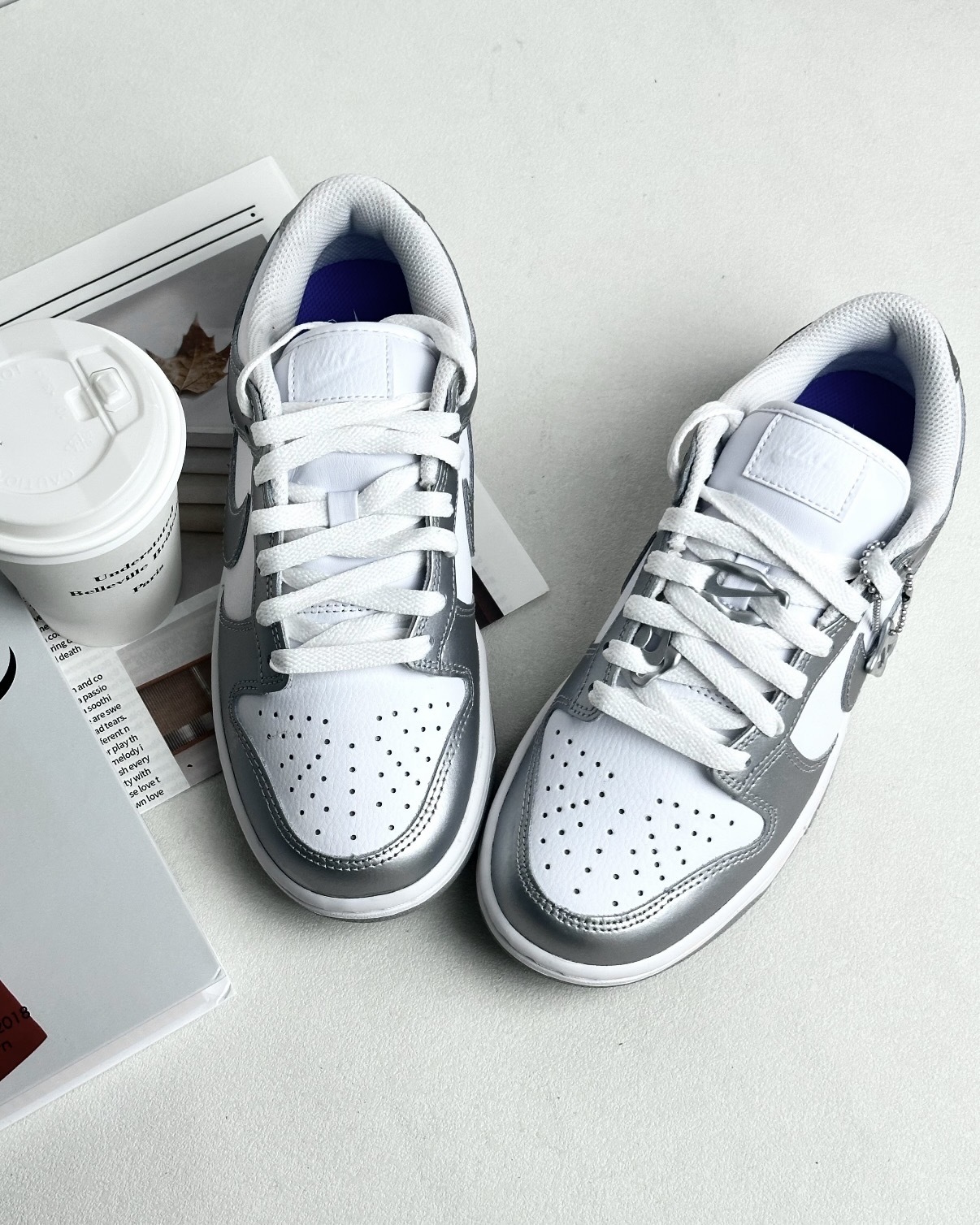 NIKE DUNK LOW 白銀 灰銀 金屬掛飾 墜飾 女鞋 FV1311-100 / 預購