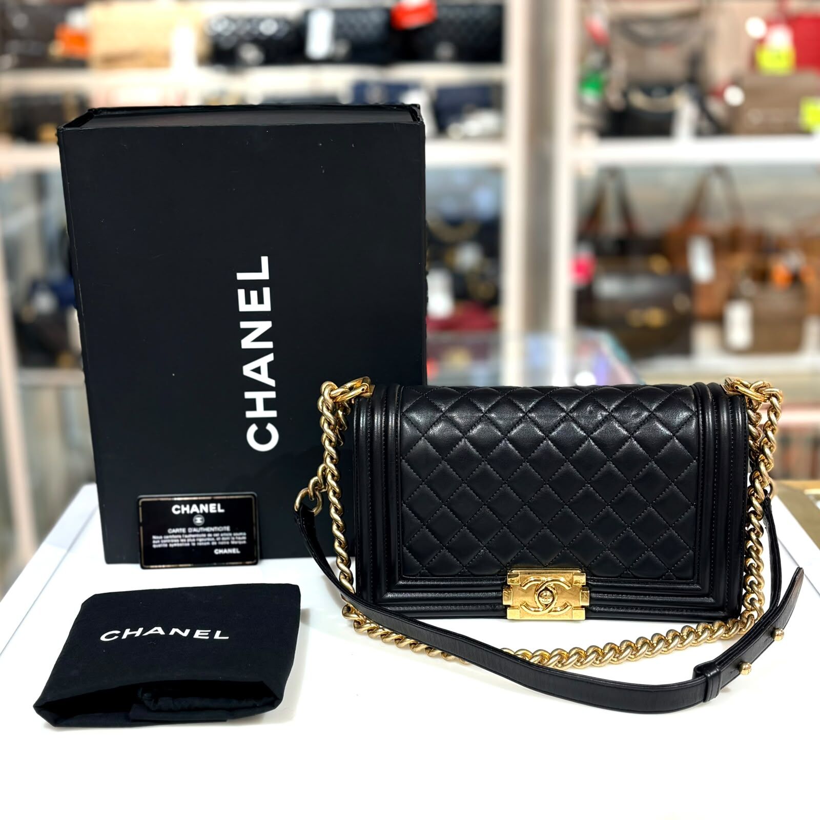 98%NEW二手 BOY CHANEL 25 A67086 黑色小牛皮金扣 @20開 #香榭站正品