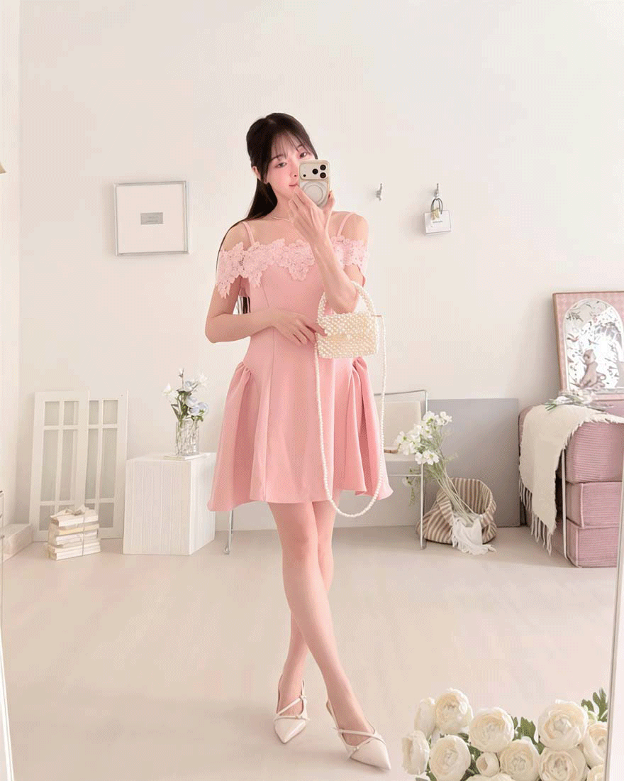 LINA LINA名媛午宴立體雕花蕾絲壓摺洋裝-甜美粉M/L