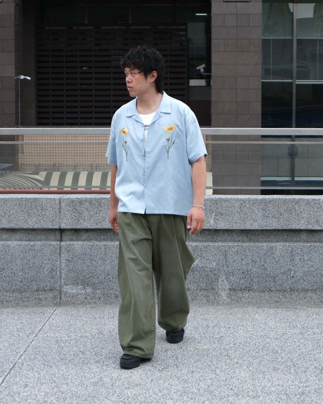 皓安 LOOK 01