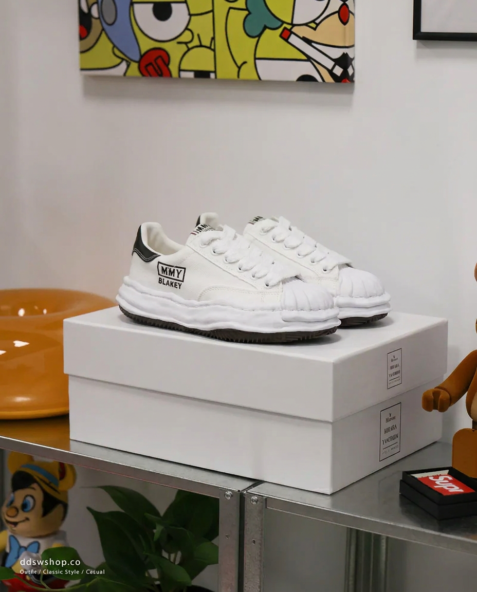 "代購" MAISON MIHARA YASUHIRO OG SOLE LOW 貝殼頭三原康裕MMY 黑白溶解鞋