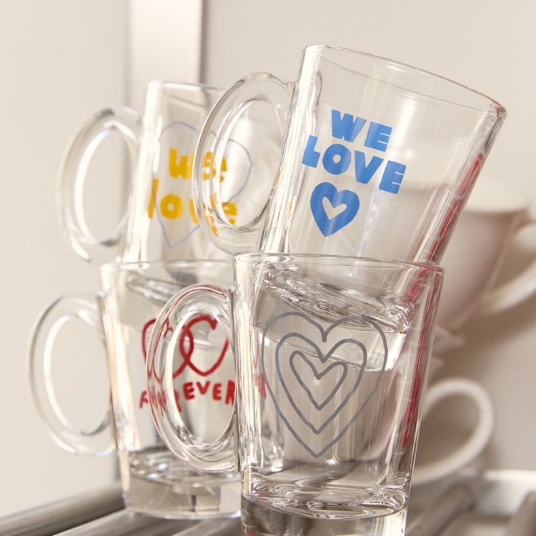 V GLASS WE LOVE BOLD
