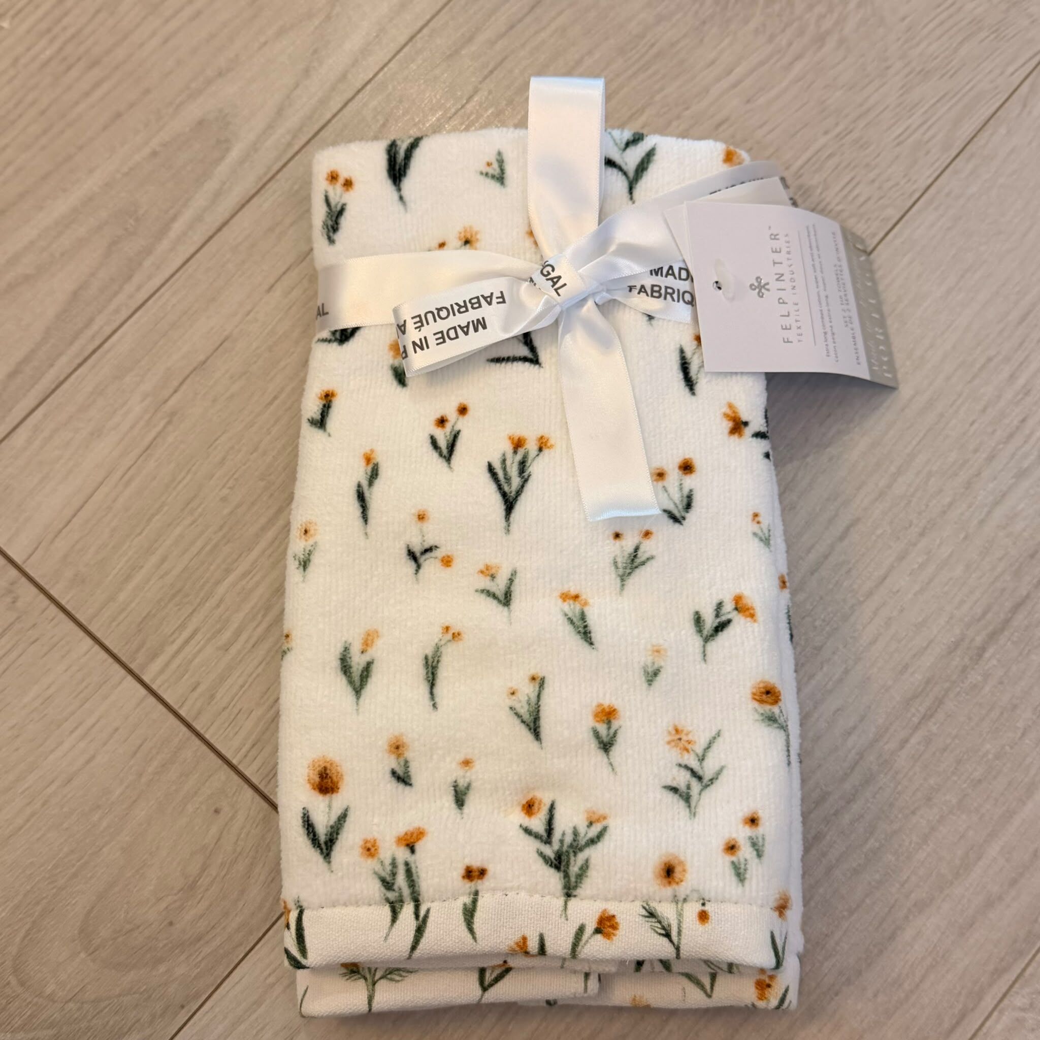 US55 葡萄牙製黃色小花 細毛巾(tip towels)