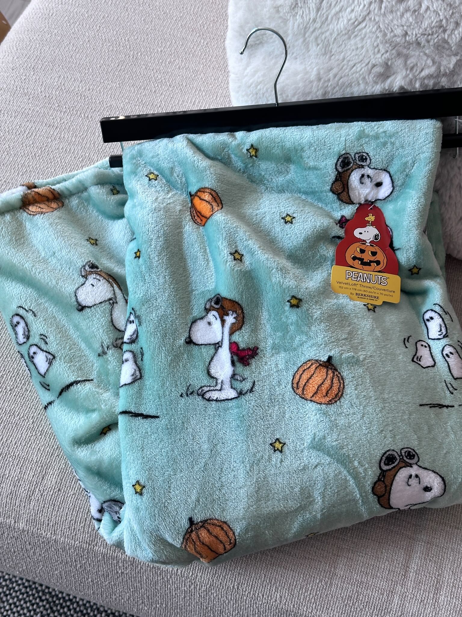 US73 Snoopy 萬聖節湖水綠色毛氈 (60"X70")