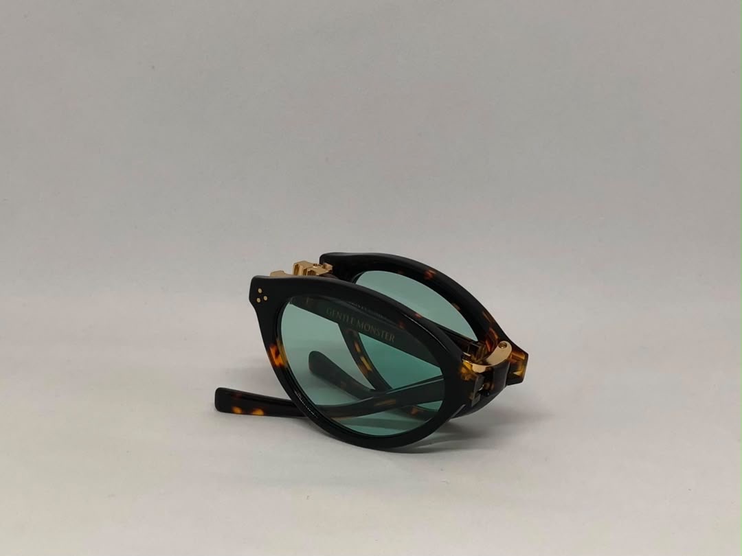 Gentle Monster Takion Tortoise | Soft Green Lens (Foldable Pocket Collection)