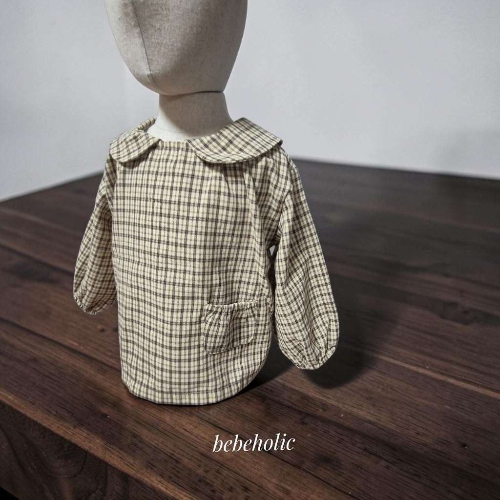 正韓秋bebeholic 嫩嬰圓弧領小格紋上衣
