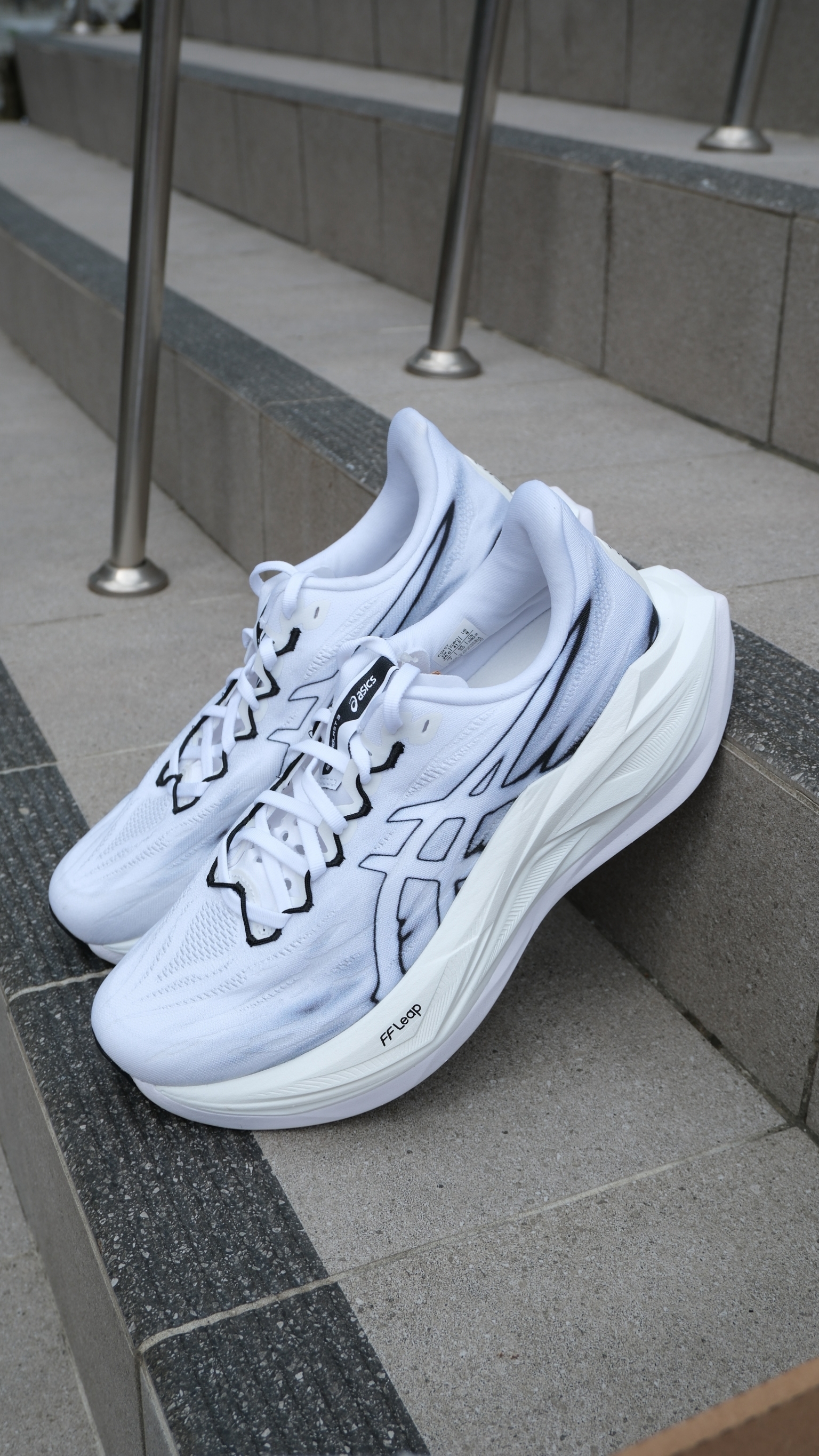 Asics 亞瑟士 Superblast 3 白 黑 彈力 厚底 慢跑鞋 運動鞋 1013A177-100