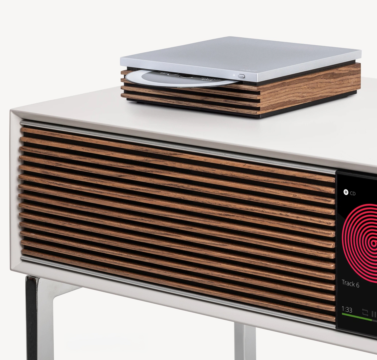 Ruark R810