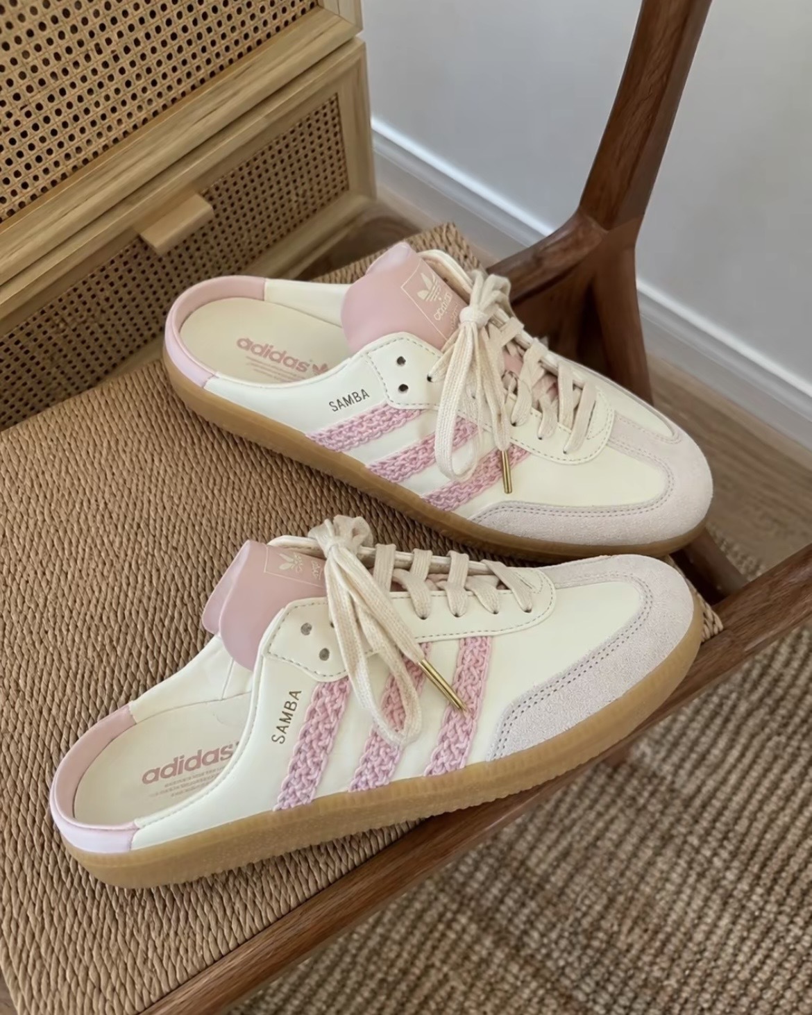 (預訂) Adidas SAMBA MULE - Soft Pink Off White