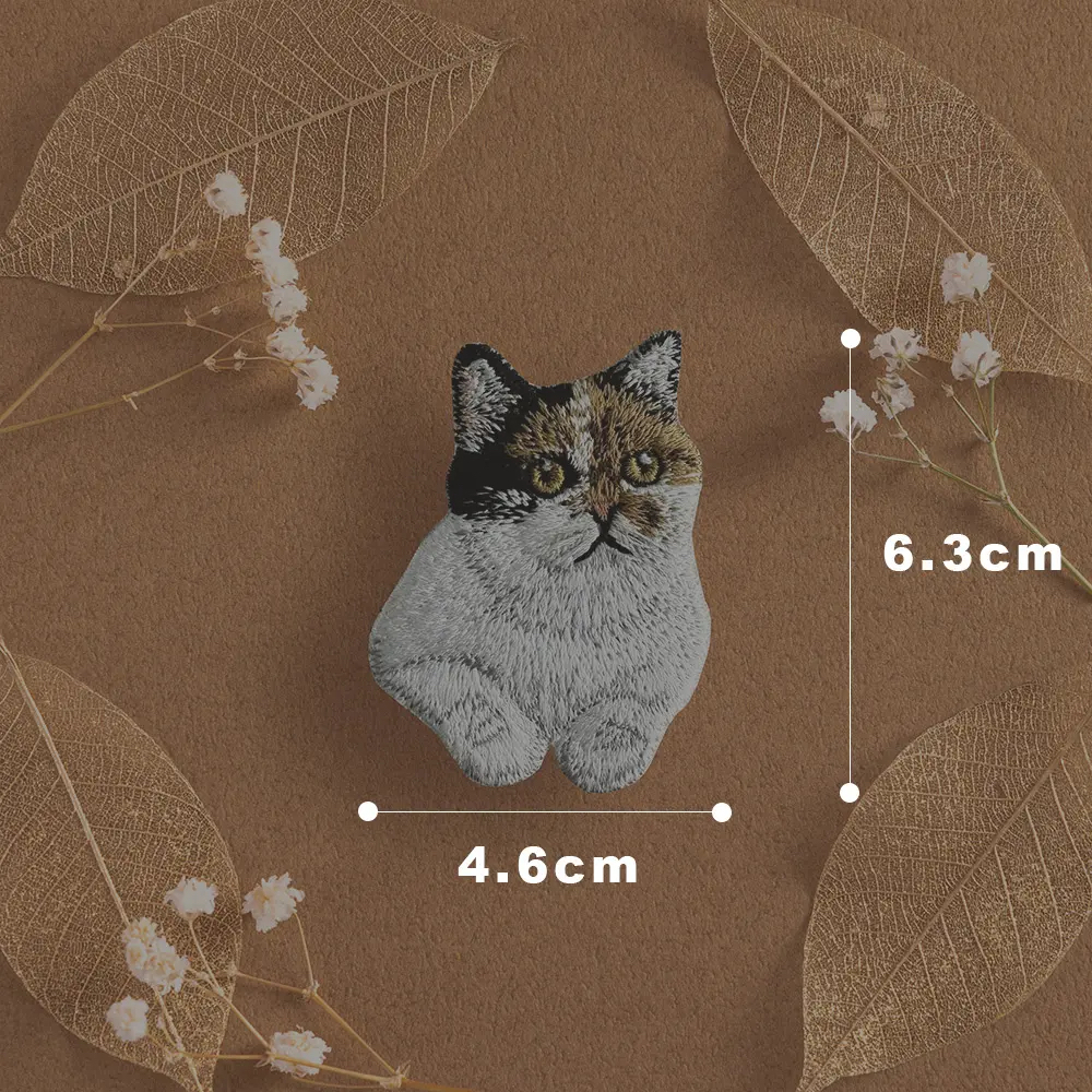 三花曼赤肯短腿貓 貓咪刺繡貼紙｜ Sin意工作室