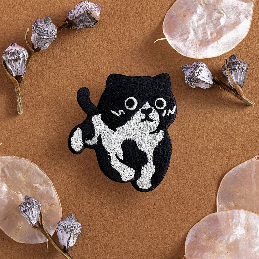 趴趴賓士貓 貓咪刺繡貼紙｜ Sin意工作室