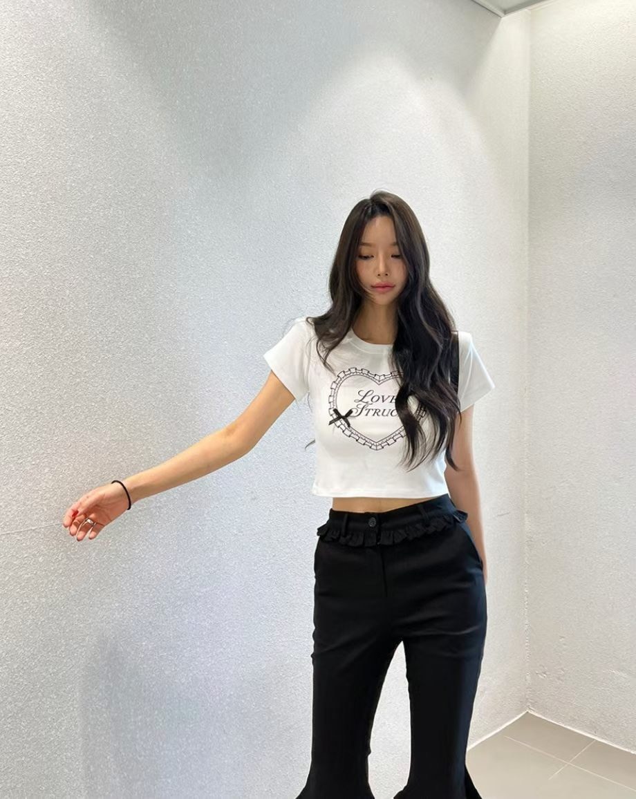 愛心圖緞帶結短版T