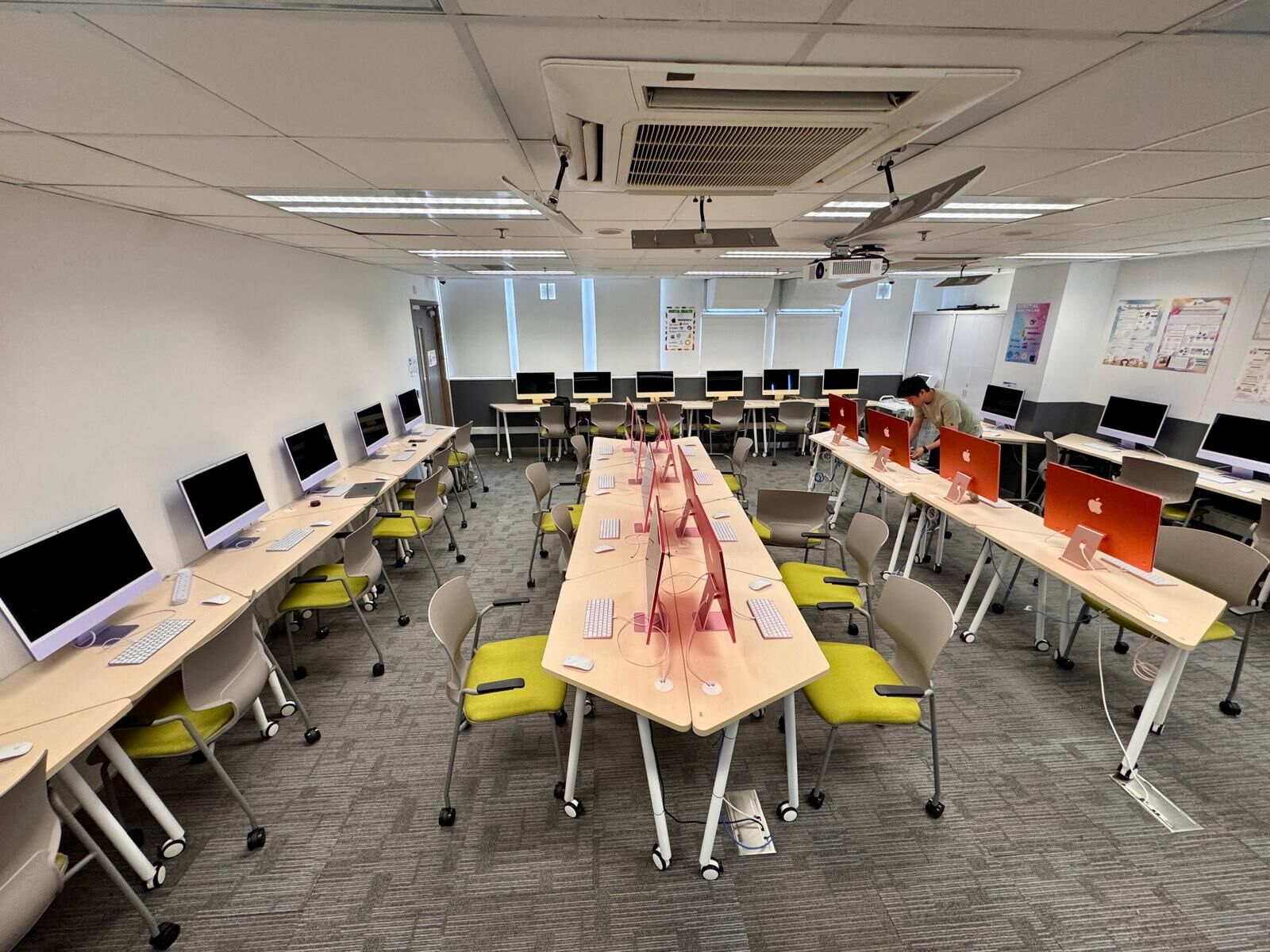 東華學院 Digital Health Lab 實驗室環境