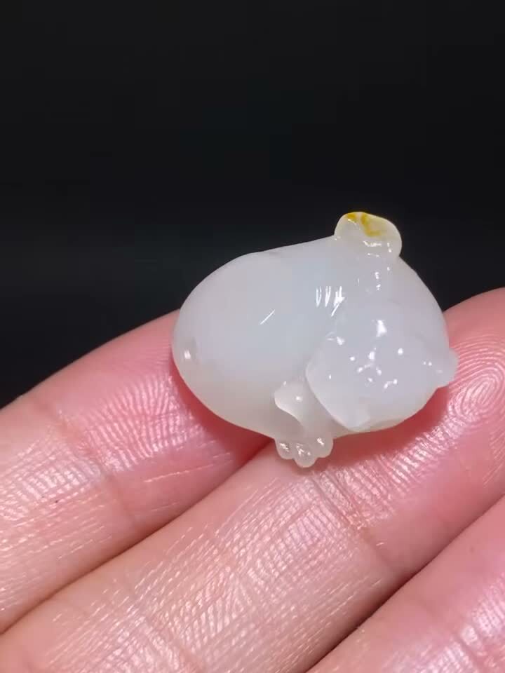 71873 和田玉籽料貔貅