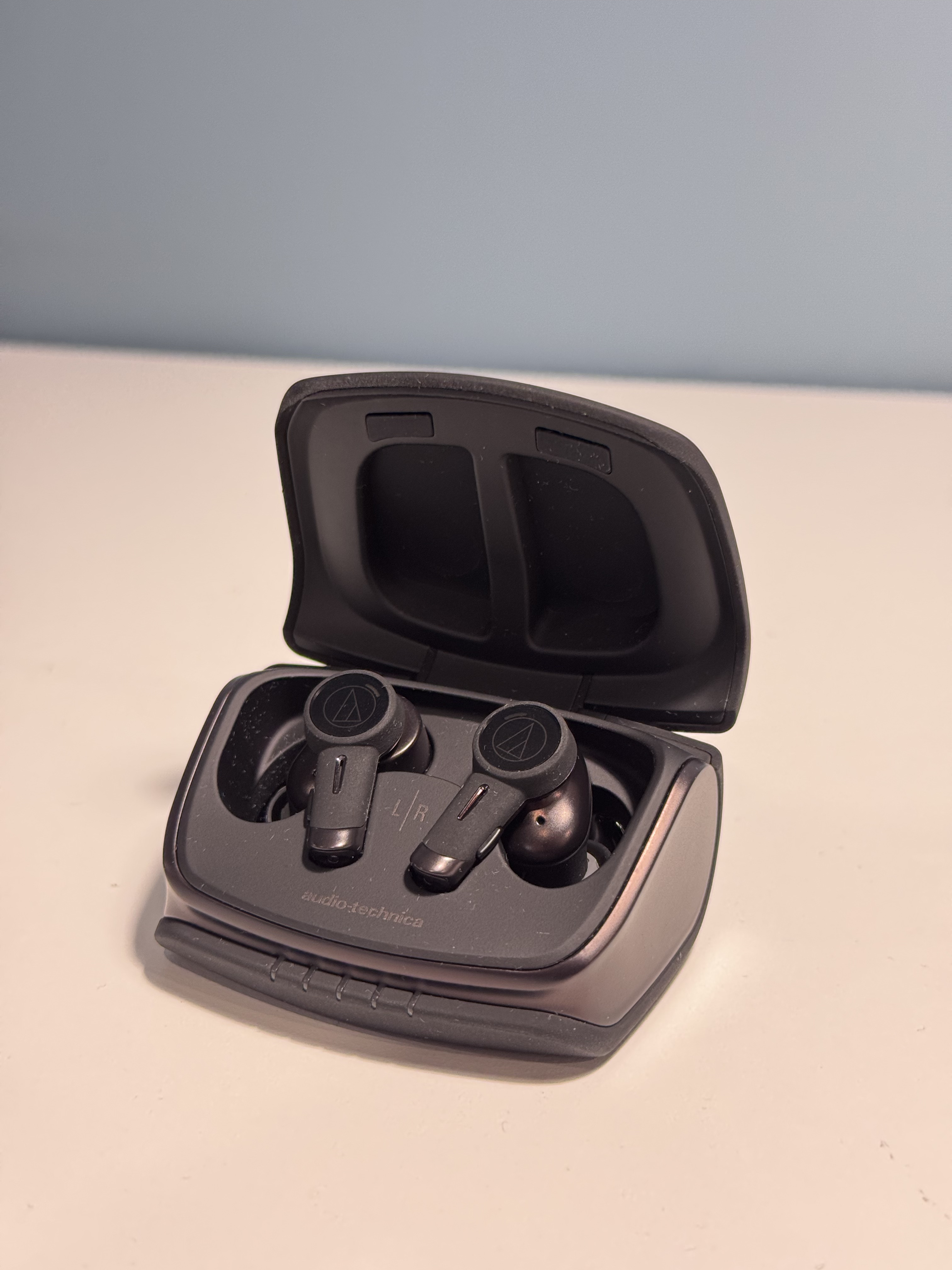 福利品出清【audio-technica 鐵三角】ATH-TWX9 真無線耳機