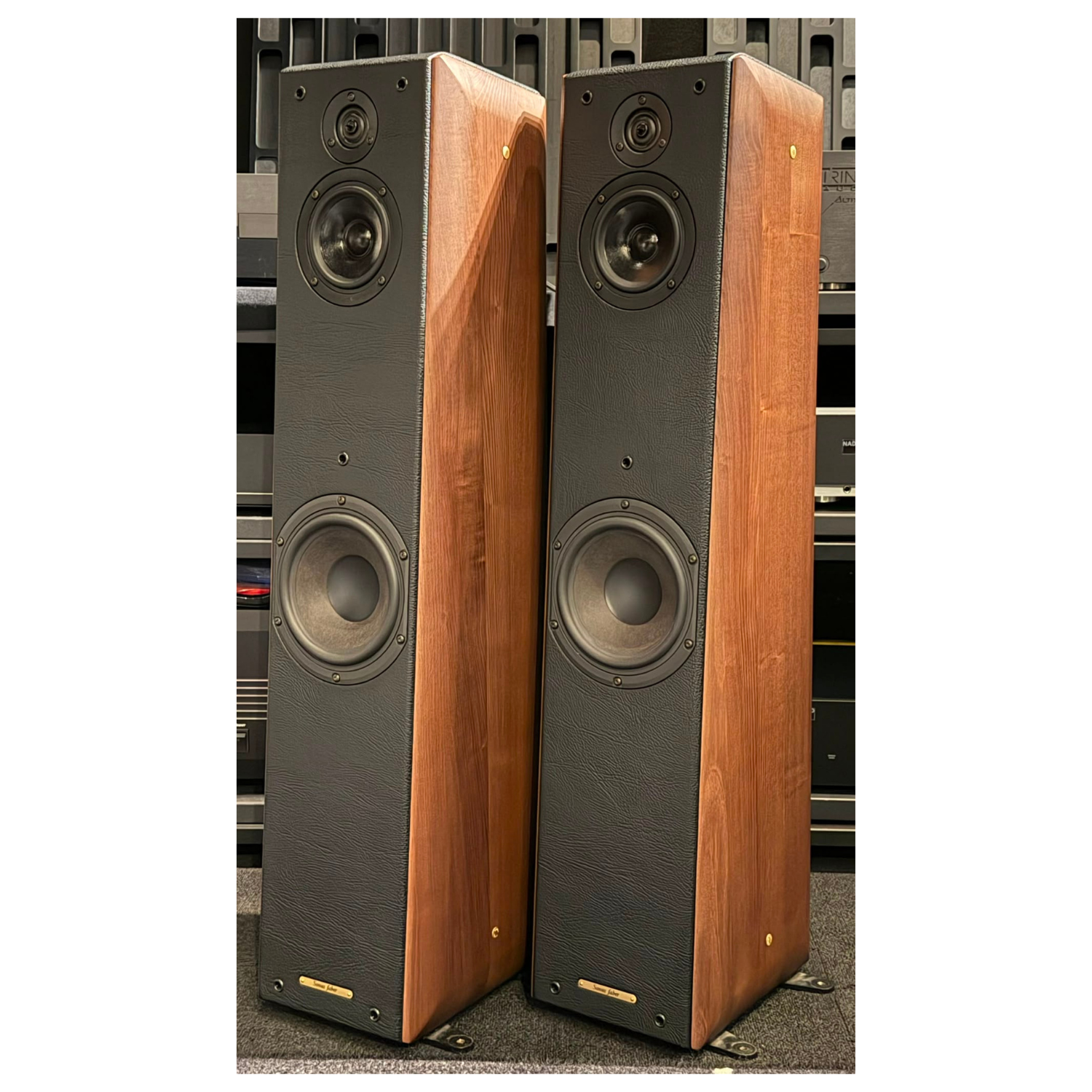 Sonus faber Toy Tower 三音路座地式喇叭，意大利制造 (二手)