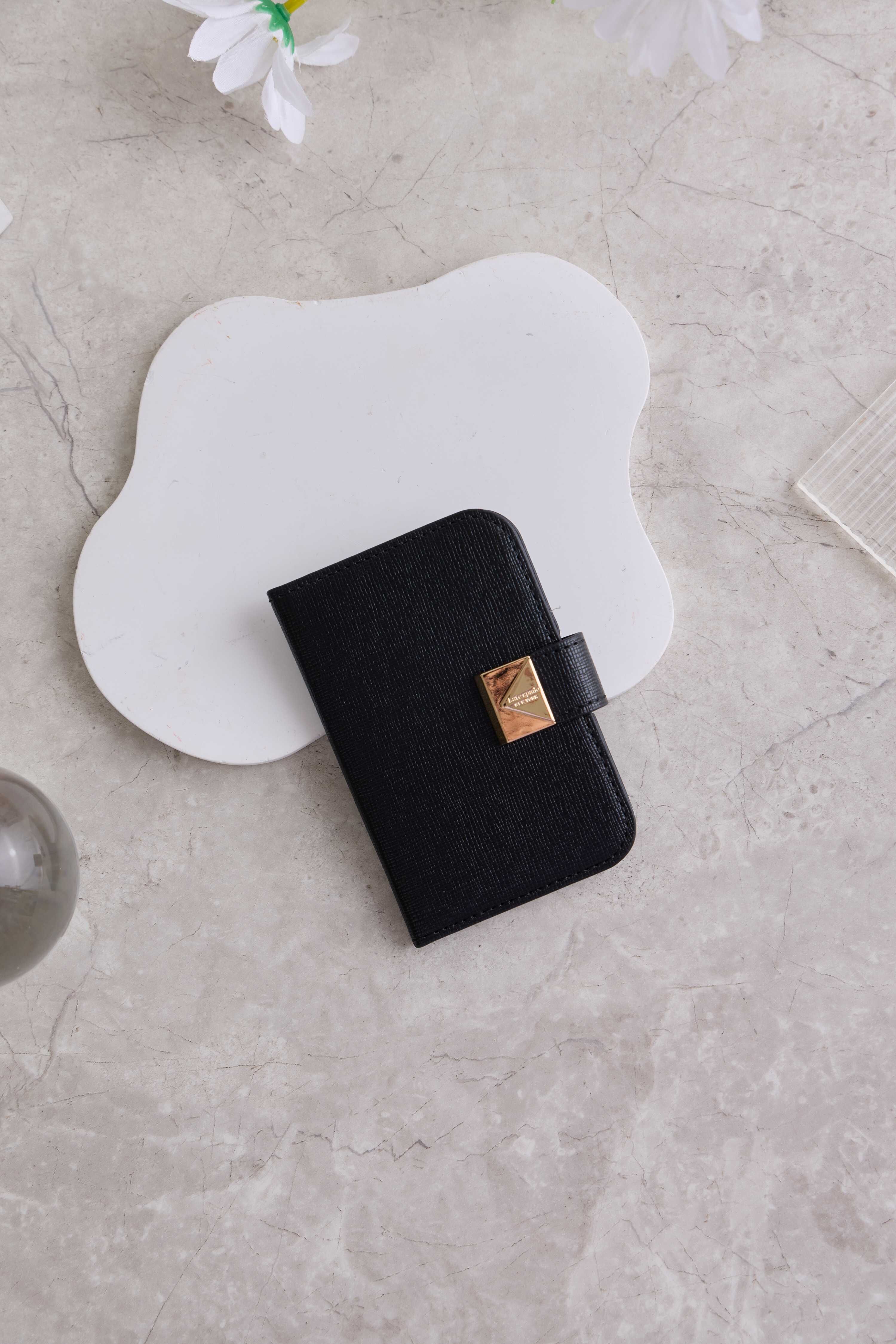 Kate Spade MagSafe 迷你掀蓋包 金扣