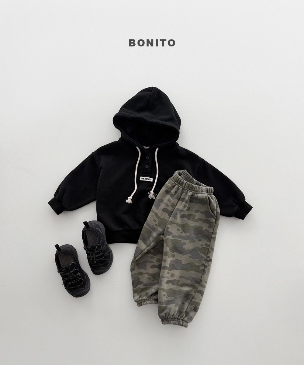 Bonito 迷彩縮口褲 / 2色