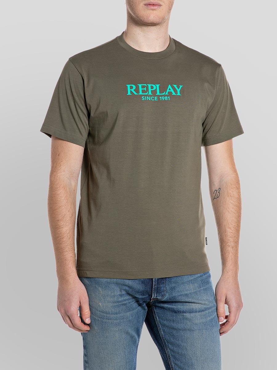 墨綠色壓紋Logo純棉T-shirt