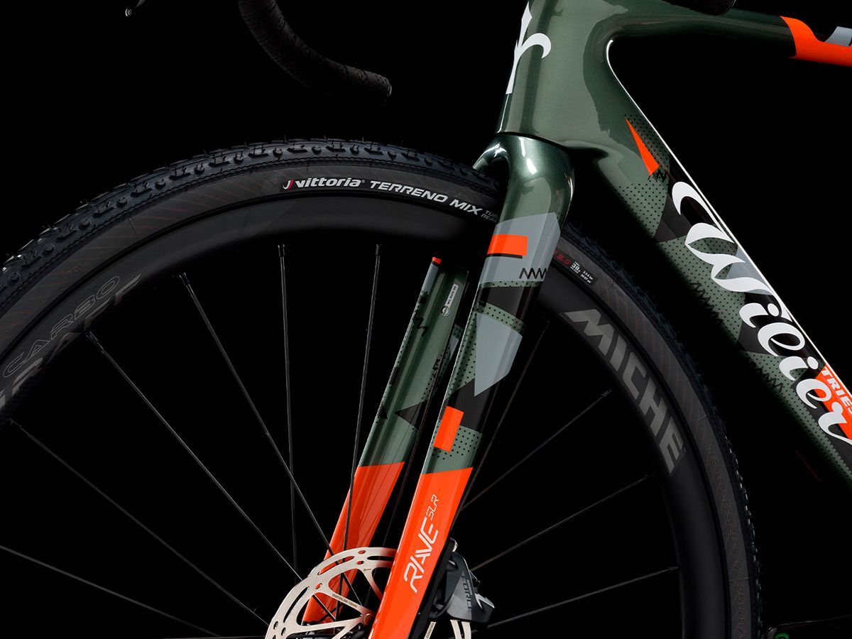 Wilier Triestina RAVE SLR 礫石車 SRAM FORCE XPLR ETAP AXS D1/  SLR36 碳纖維碟煞輪組 沙色/墨綠
